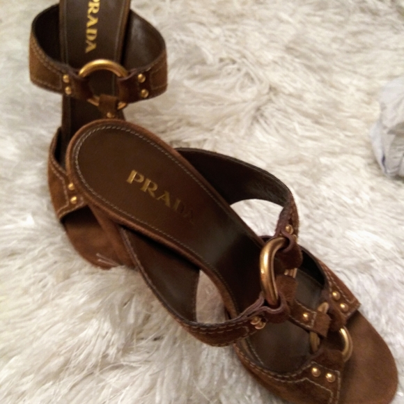 PRADA SALE!!! - Picture 3 of 5